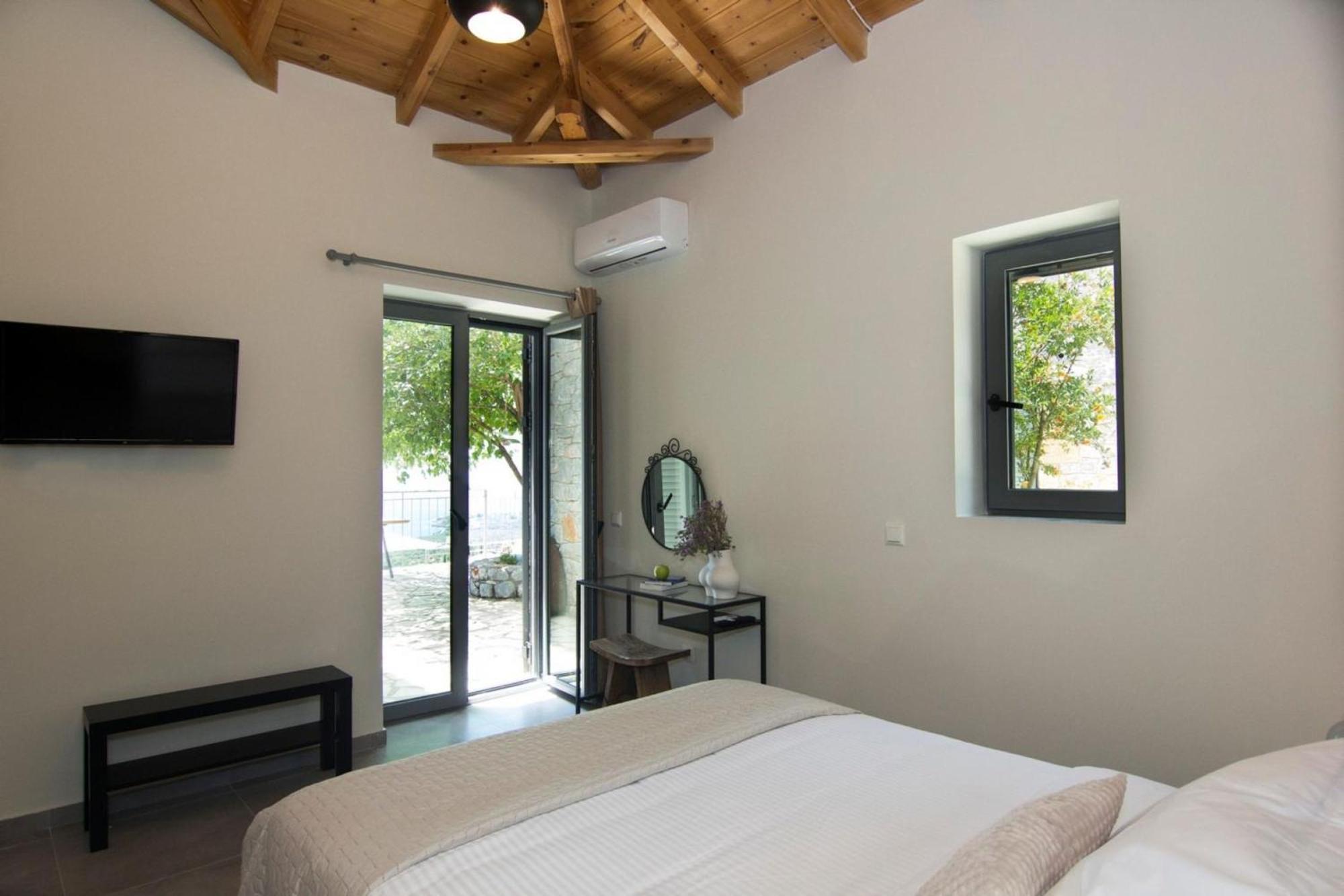 Irini Villa By Elrin Villas Mani Neokhorion  Экстерьер фото